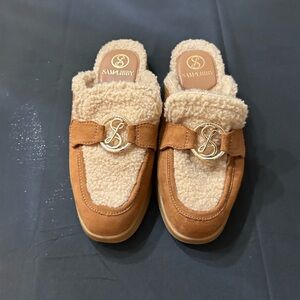 Sam & Libby Brown Loafers with Cream Faux Fur‎ Lining